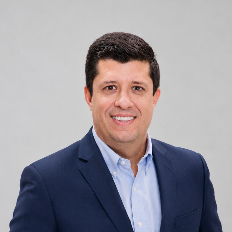 Monitoreo y análisis con video inteligente, sensores IA y plataforma de seguridad para protección empresarial. Gestión de video y análisis automatizado para prevención de incidentes. Nuestro Equipo. Image link
